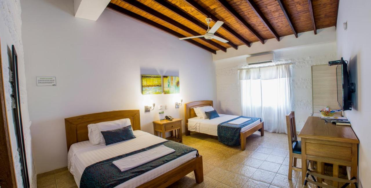 Hosteria Horizontes Caucasia Εξωτερικό φωτογραφία