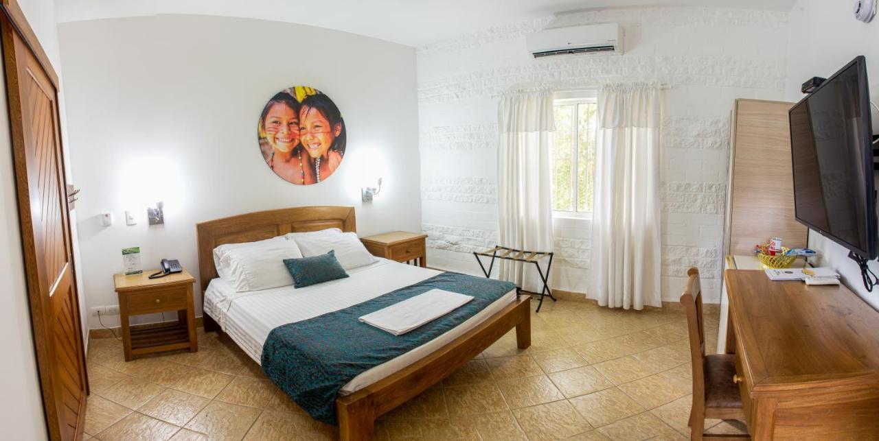 Hosteria Horizontes Caucasia Εξωτερικό φωτογραφία